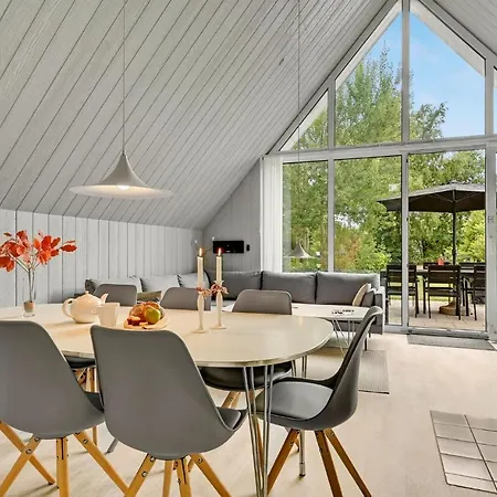 Holiday home Kaprifolievej Ebeltoft Denm Feriehus *