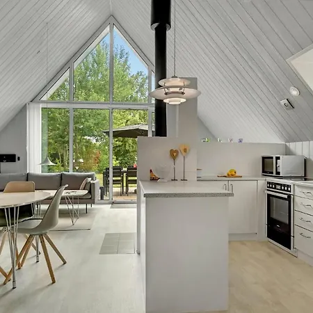 Holiday home Kaprifolievej Ebeltoft Denm Feriehus *