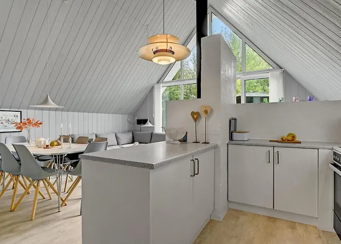 Kaprifolievej Denm * אבלטופט